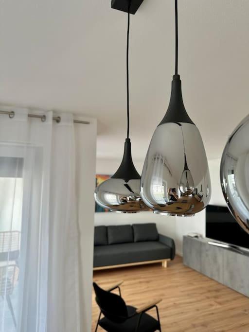 Amao-Pearl I Comfort Suite I 94Qm I Kingsize-Bett I Exklusiv Mit Balkon & Tiefgarage I Aufzug Όφενμπουργκ Εξωτερικό φωτογραφία