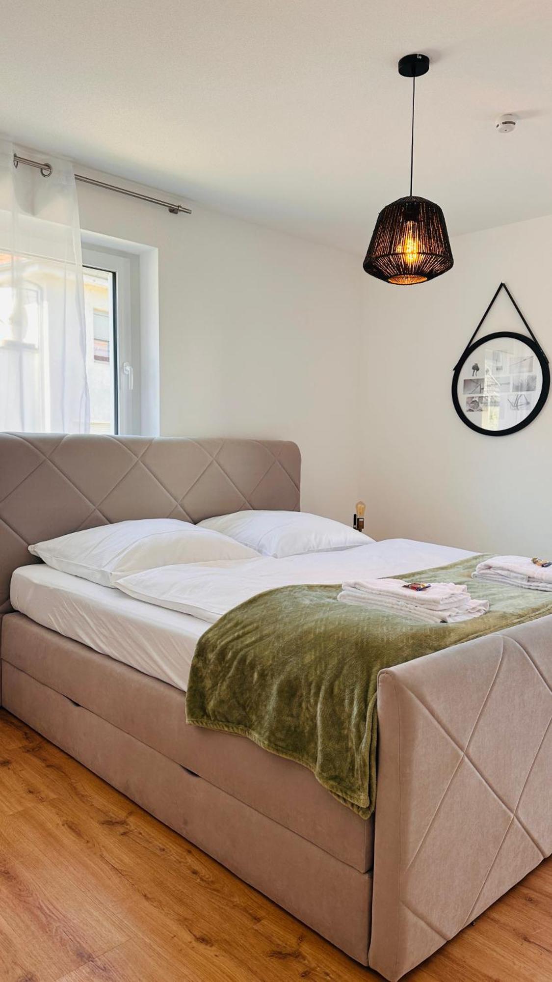 Amao-Pearl I Comfort Suite I 94Qm I Kingsize-Bett I Exklusiv Mit Balkon & Tiefgarage I Aufzug Όφενμπουργκ Εξωτερικό φωτογραφία
